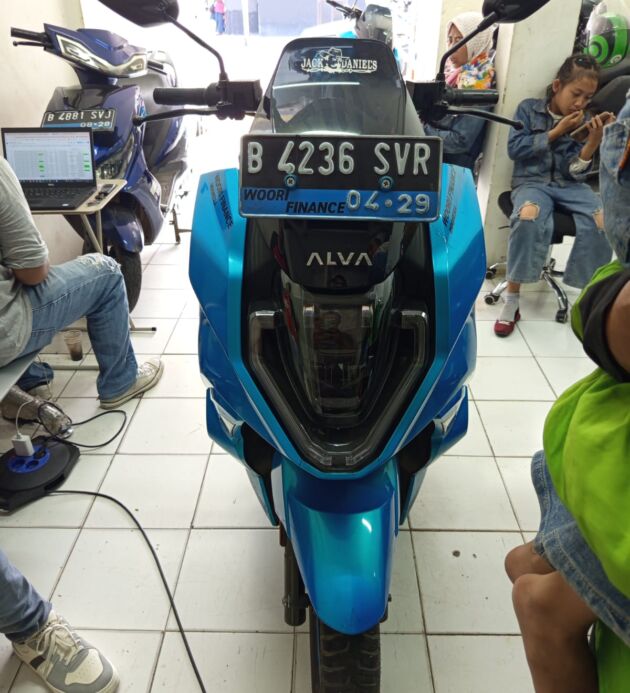 Alva One Blue